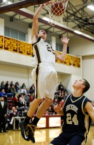 Algonquin boys&#8221; basketball remains undefeated