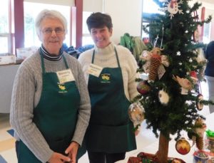 Westborough Garden Club‘s annual event delights customers