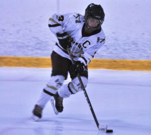 Last second goal secures 1-1 tie with Billerica for Algonquin girls’ hockey