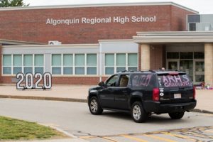 Algonquin seniors roll in teacher tribute