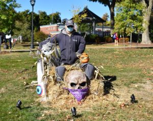Scarecrows from last year’s “Scarecrows on the Common” delighted community members amid lingering COVID-19 shutdowns. Photos/Melanie Petrucci