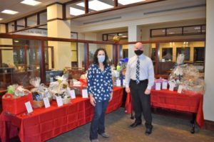 Shrewsbury Rotary to hold online Holiday Gift and Giving Basket Auction fundraiser