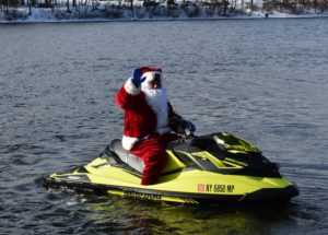 Santa spreads cheer on Lake Quinsigamond