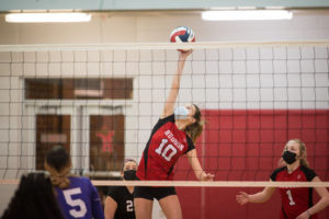 Hudson volleyball splits twin matchups with South Lancaster High