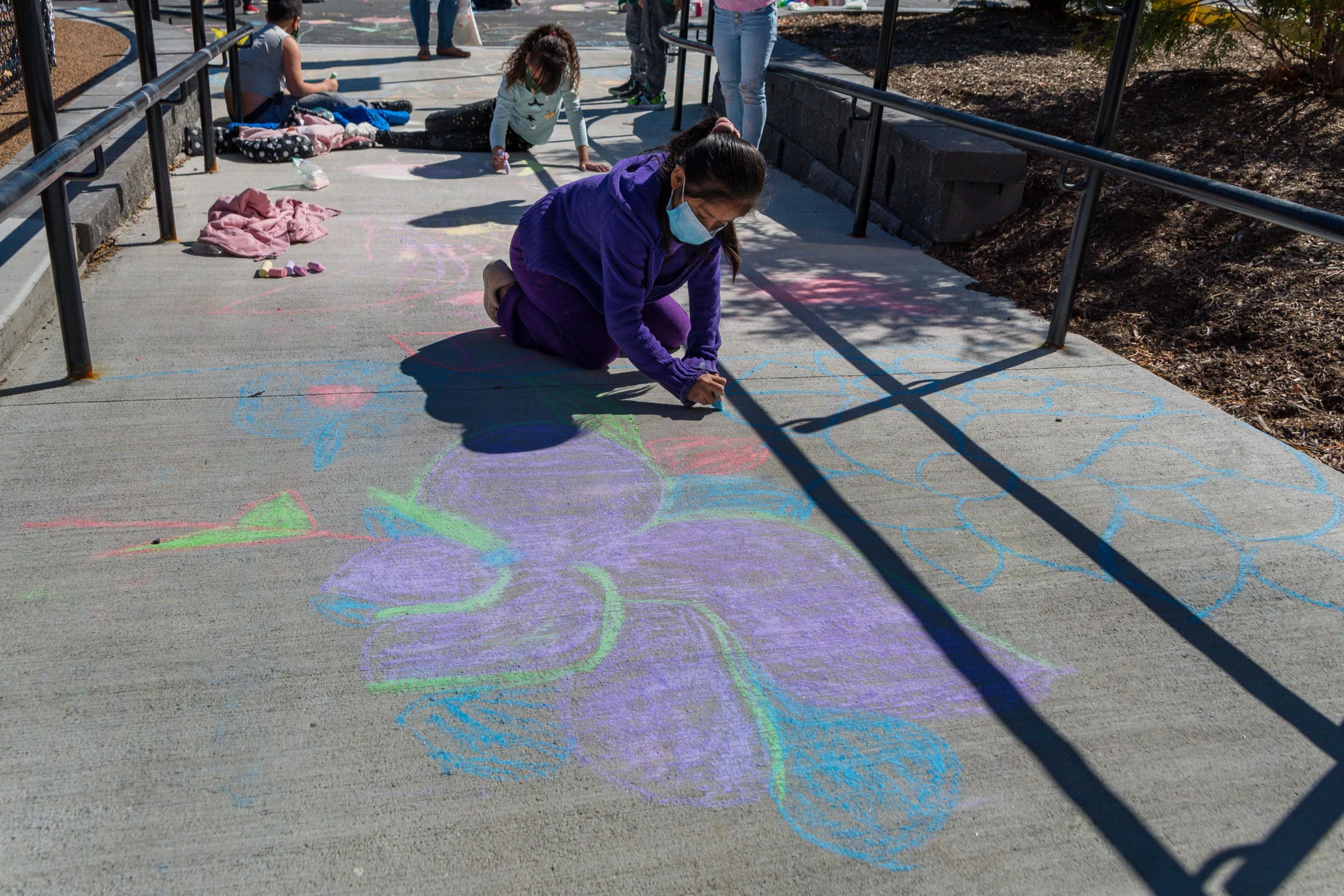 PHOTOS: Goodnow Elementary School &#8216;chalks the walk&#8217;