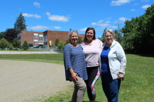 Neighbors want to keep park behind old Beal school