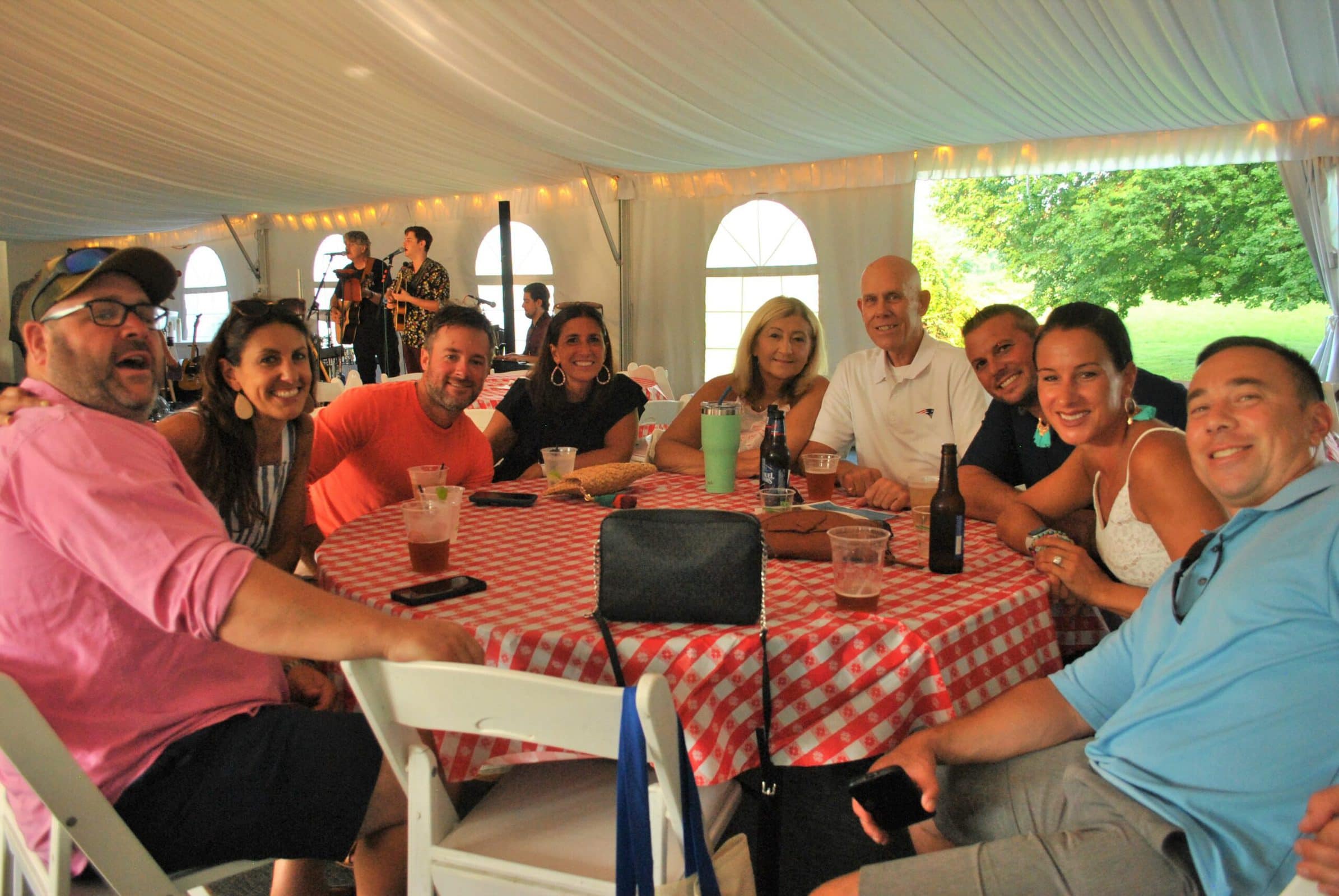 Local business people gathered at Marlborough’s Wayside Inn for the Marlborough Regional Chamber of Commerce’s BBQ, Bands and Brew event on Aug. 27. (Photo/Dakota Antelman)