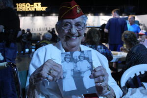 World War II veterans share stories at event in Hudson