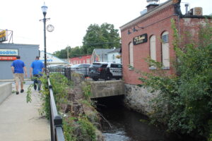 Hudson Select Board approves contract to help repair Main Street bridge