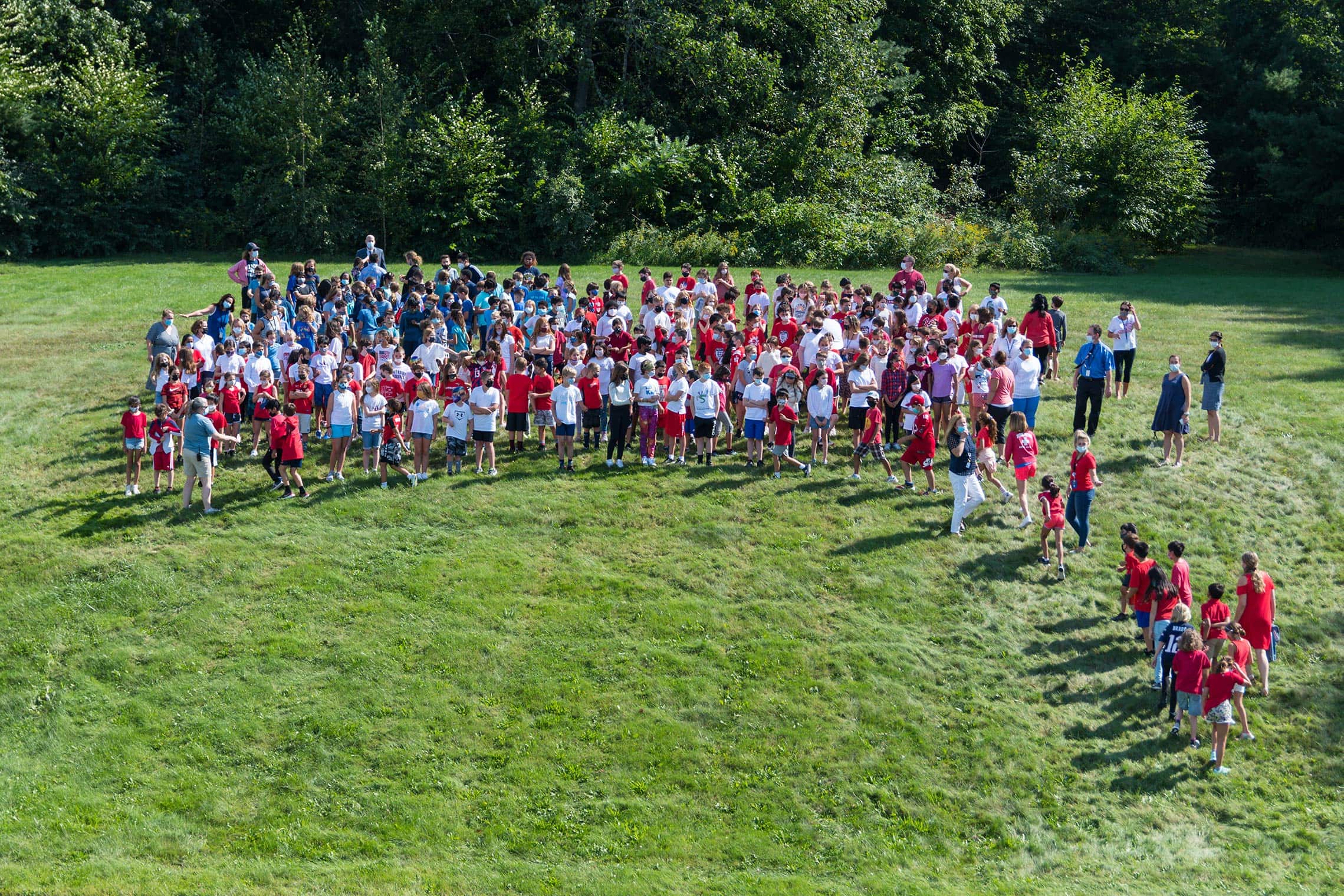 Neary Elementary reflects on 9/11 anniversary with group photo