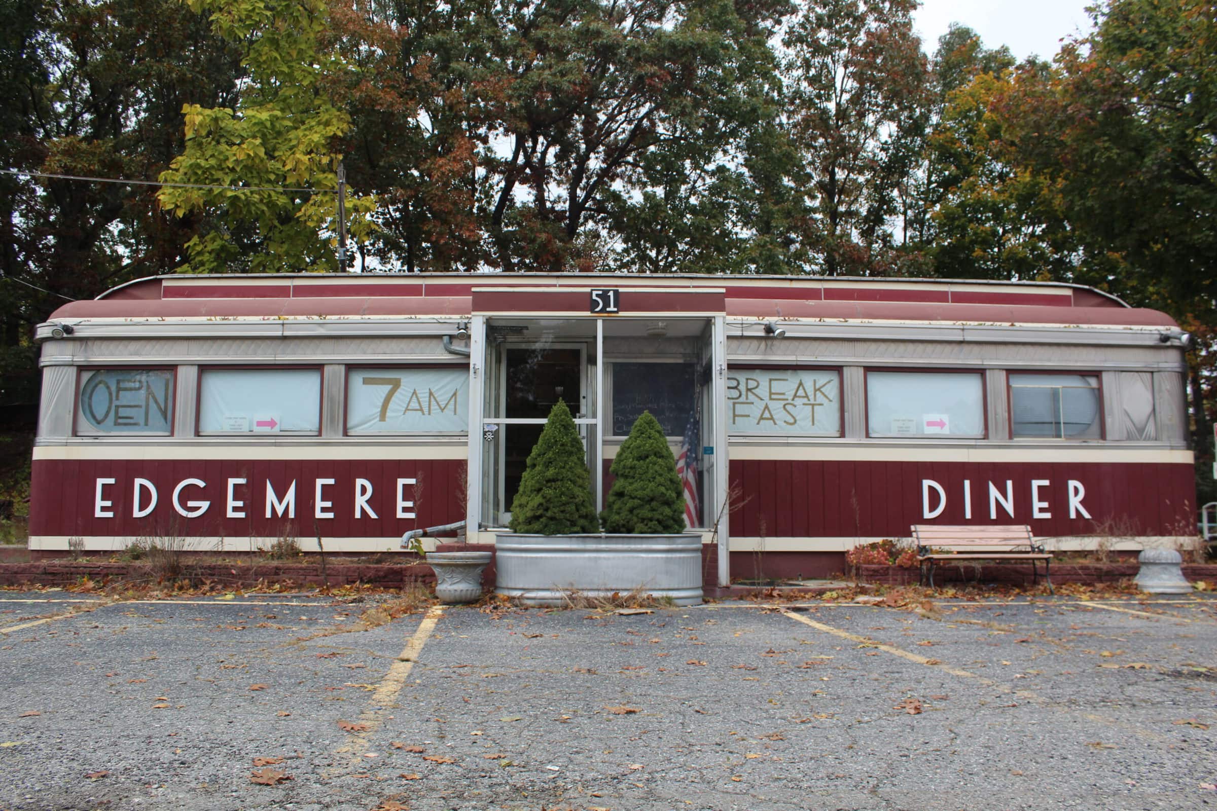 Shrewsbury’s Edgemere Diner sells at auction