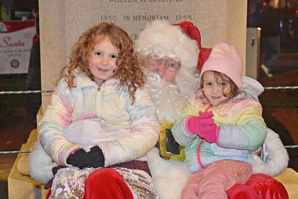 Celebrate the holidays with Westborough’s Winter Stroll, tree lighting