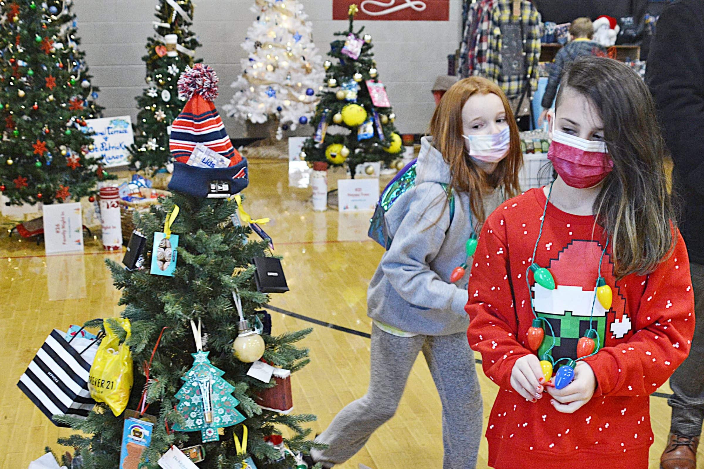 Boys &#038; Girls Clubs of MetroWest hosts trees fest and craft fair