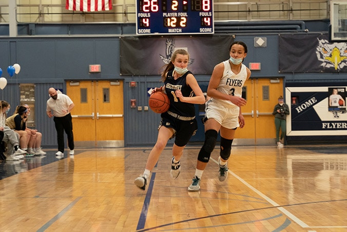 Shrewsbury girls basketball falls to Framingham