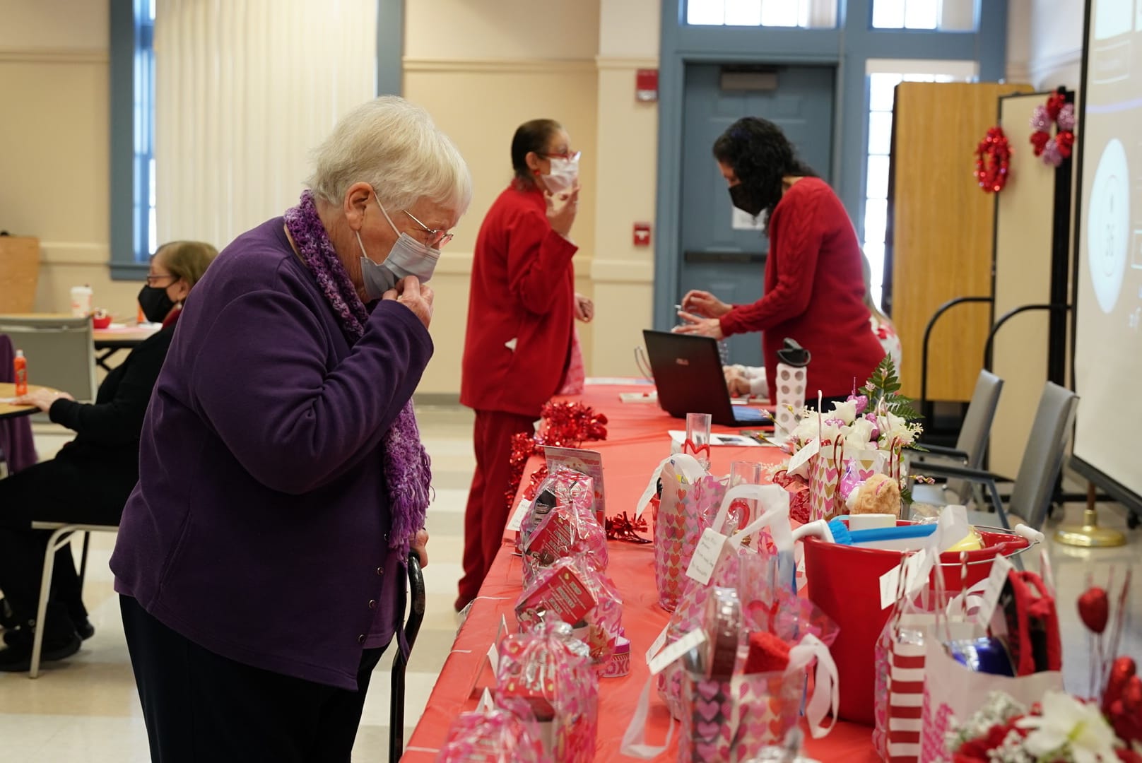 Shrewsbury Senior Center hosts Valentine’s Day bingo