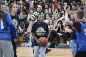 Shrewsbury’s Oak, Sherwood schools celebrate new unified basketball team