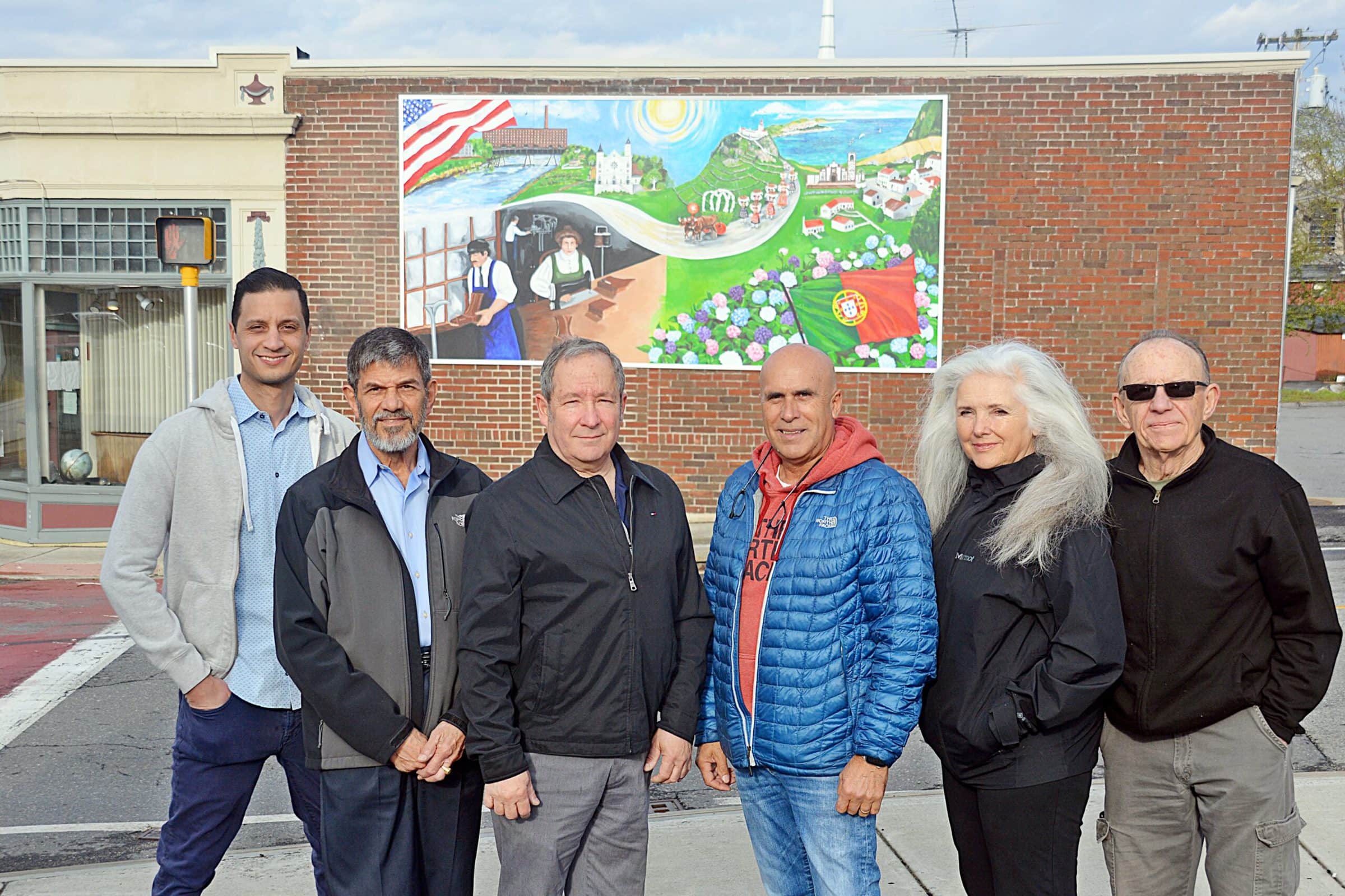 New historical mural depicts migration from Portugal to Hudson
