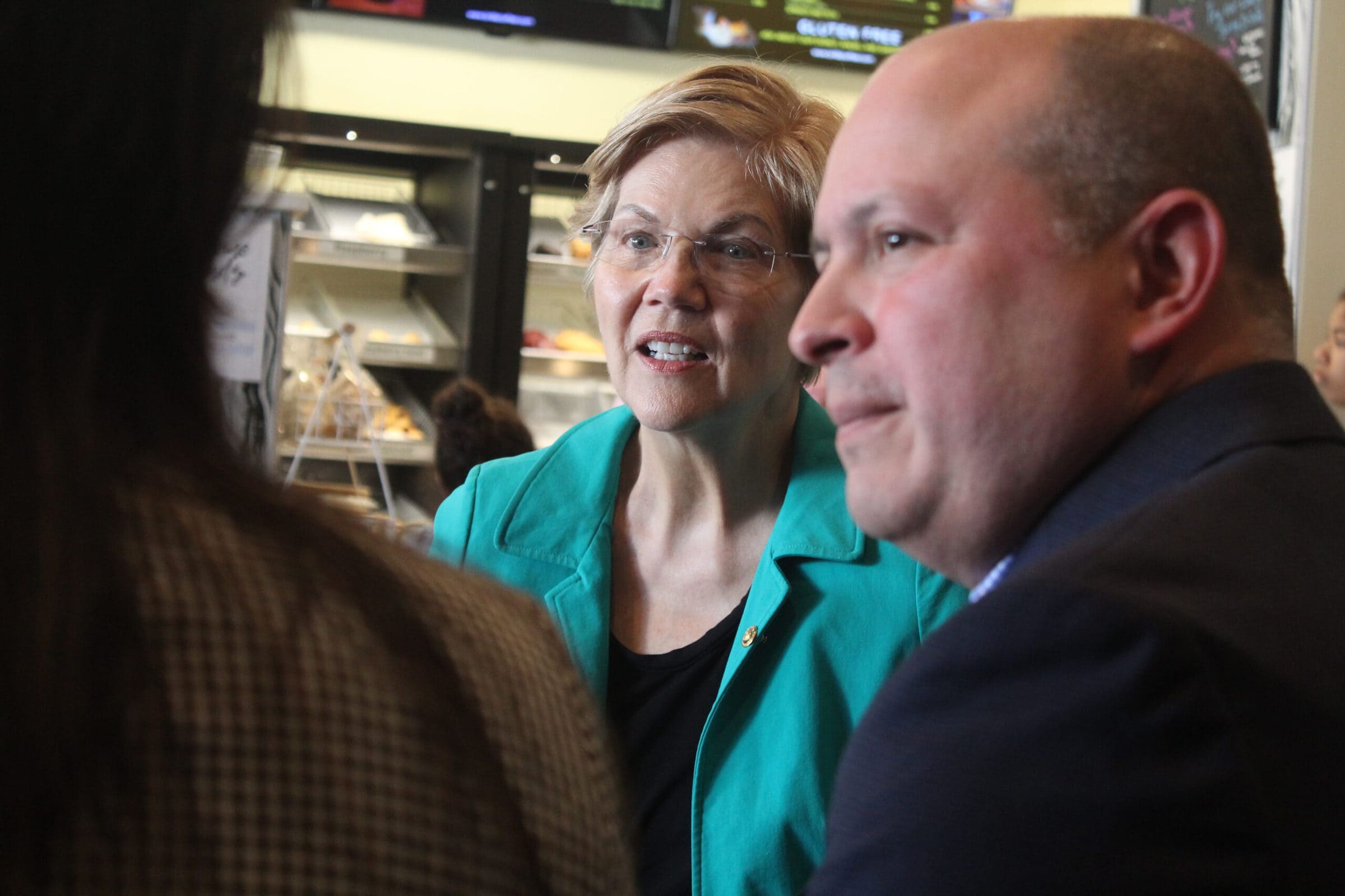 Sen. Elizabeth Warren visits Brilla Coffee in Northborough