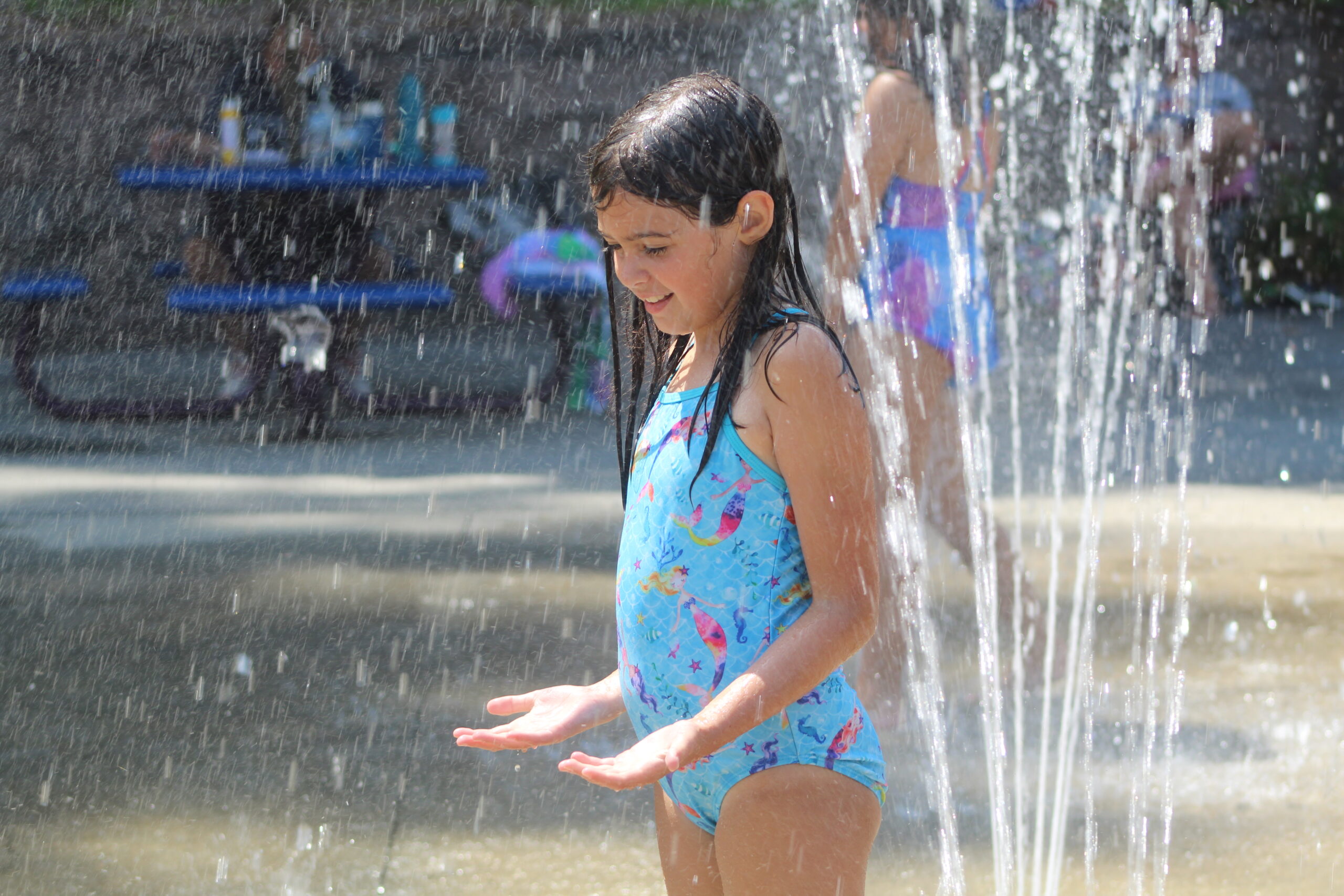 PHOTOS: Keeping cool in the summer heat