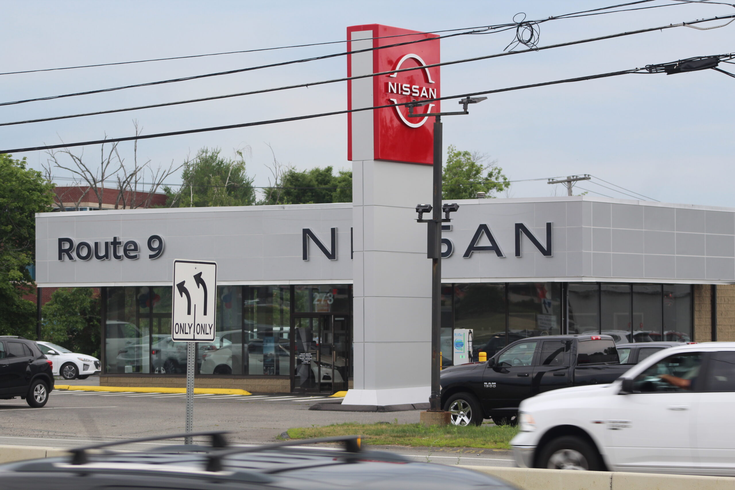 Westborough Select Board weighs license compliance issues at Route 9 Nissan dealership