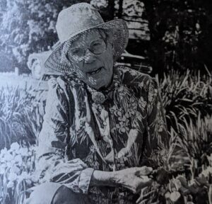 Westborough gardener was internationally known for her iris hybrids