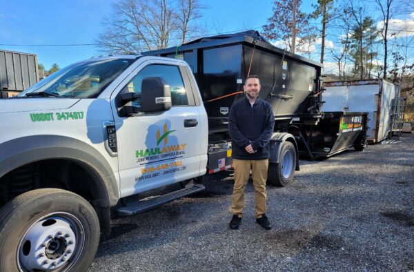Haul Away Junk Removal prioritizes customer satisfaction in its clean-out services