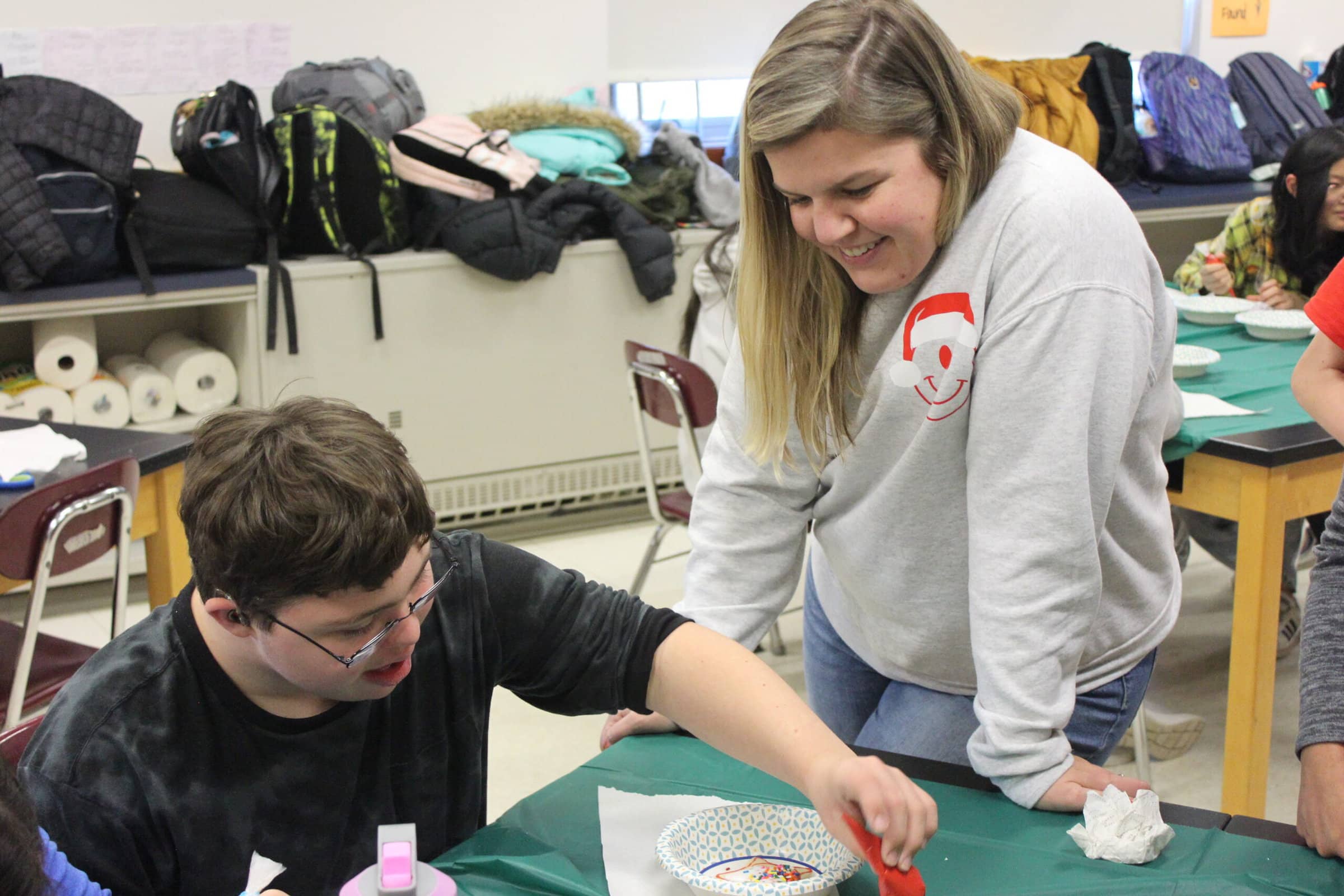 Cookies and camaraderie at Oak Middle School's Unified Social Club