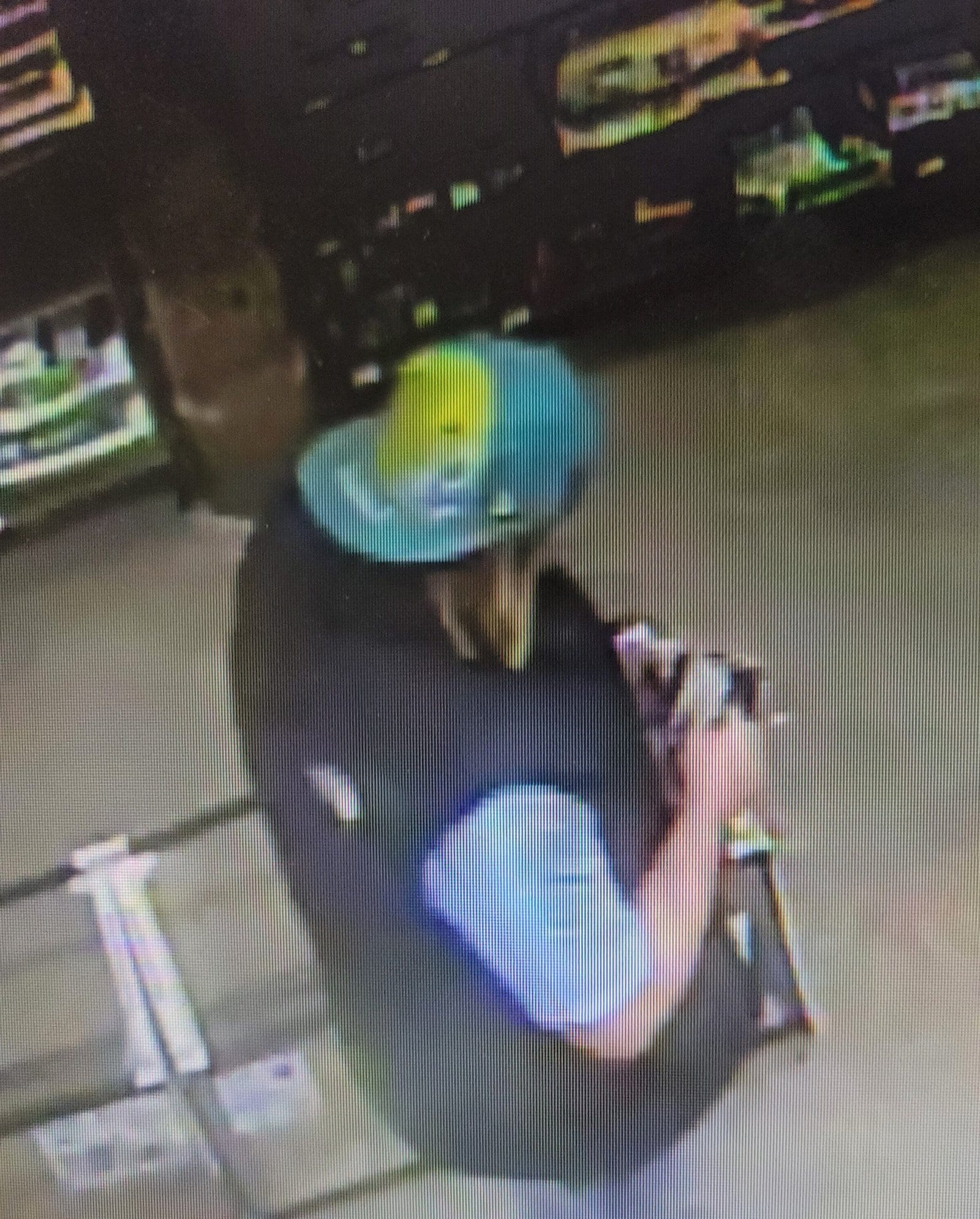 Shrewsbury police investigate wallet theft from Petco
