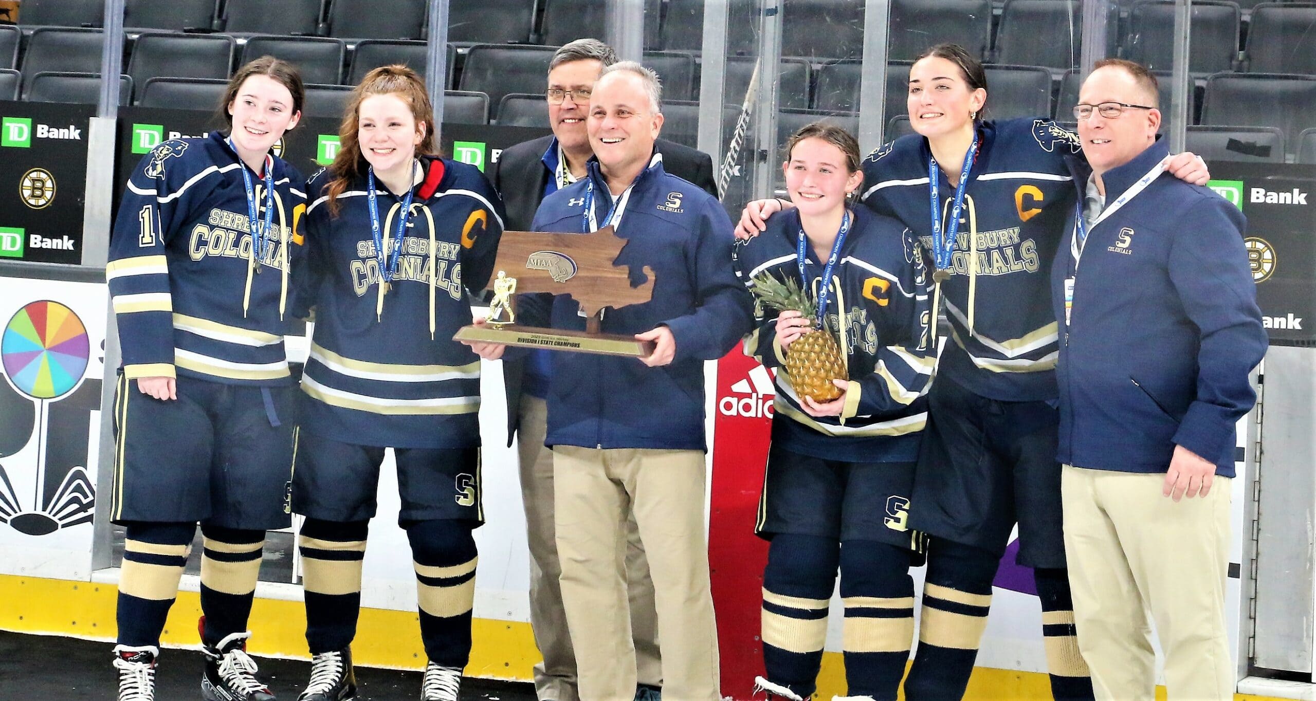 Colonials hockey team wins state championship