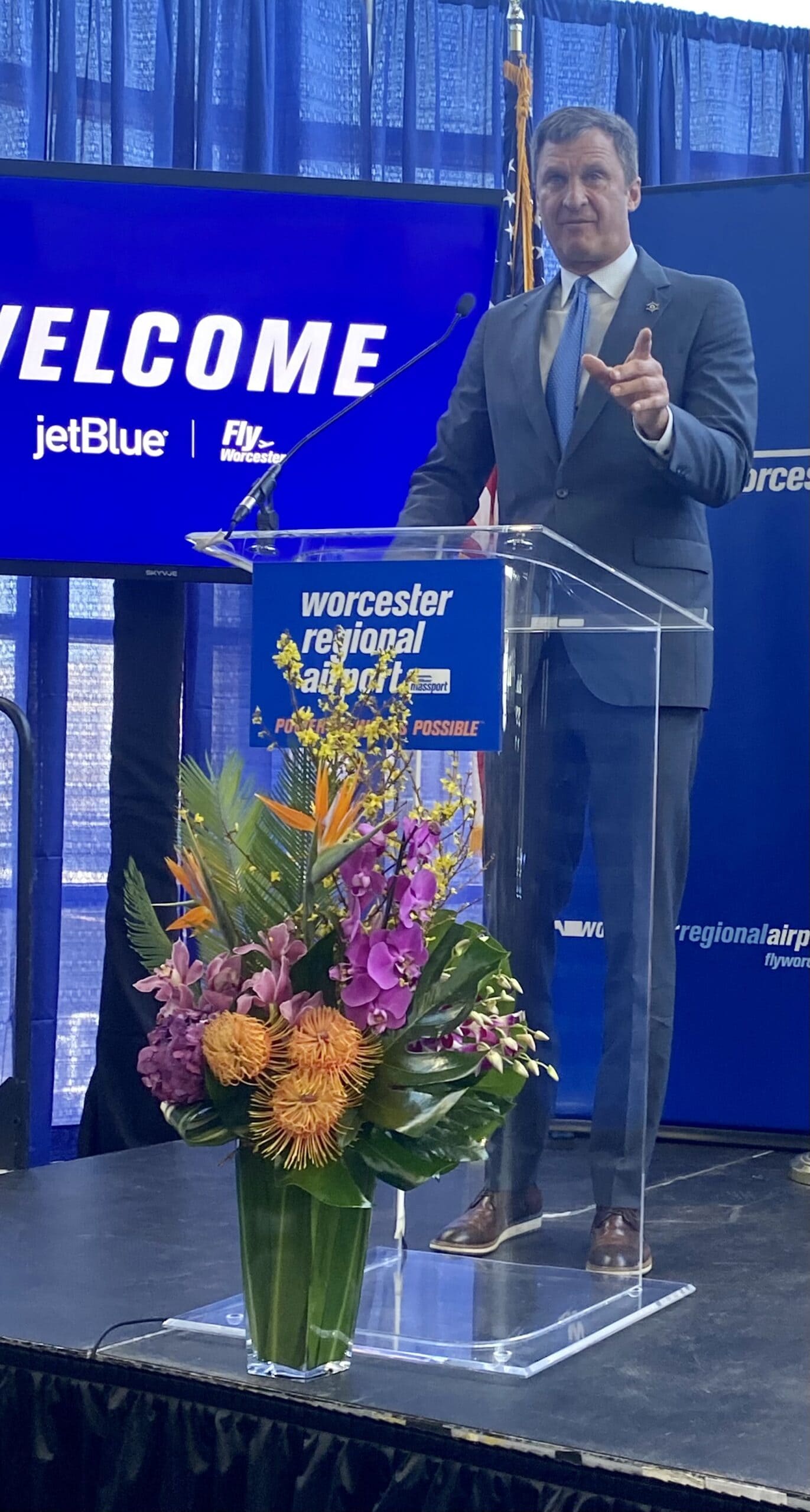 Worcester Regional Airport unveils additional Florida flights