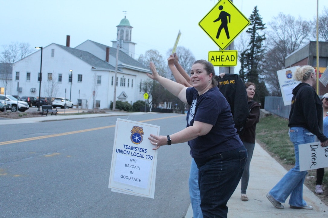 Bus drivers gather for informational picket in Marlborough