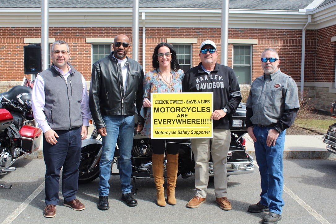 Hudson Select Board recognizes motorcycle safety awareness period