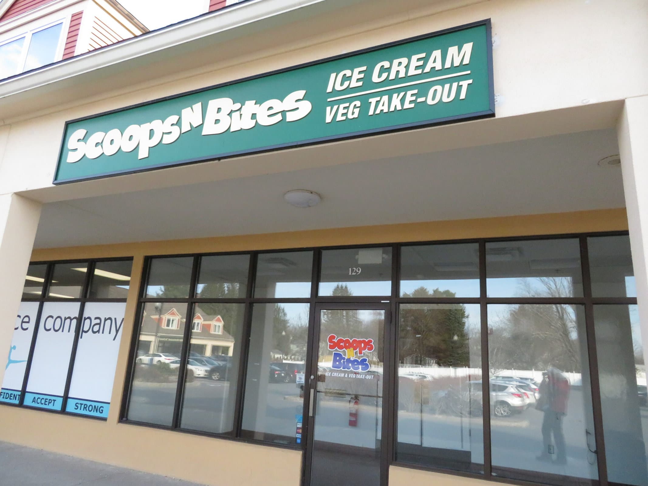 Tenants being sought for Scoops N Bites space in Westborough