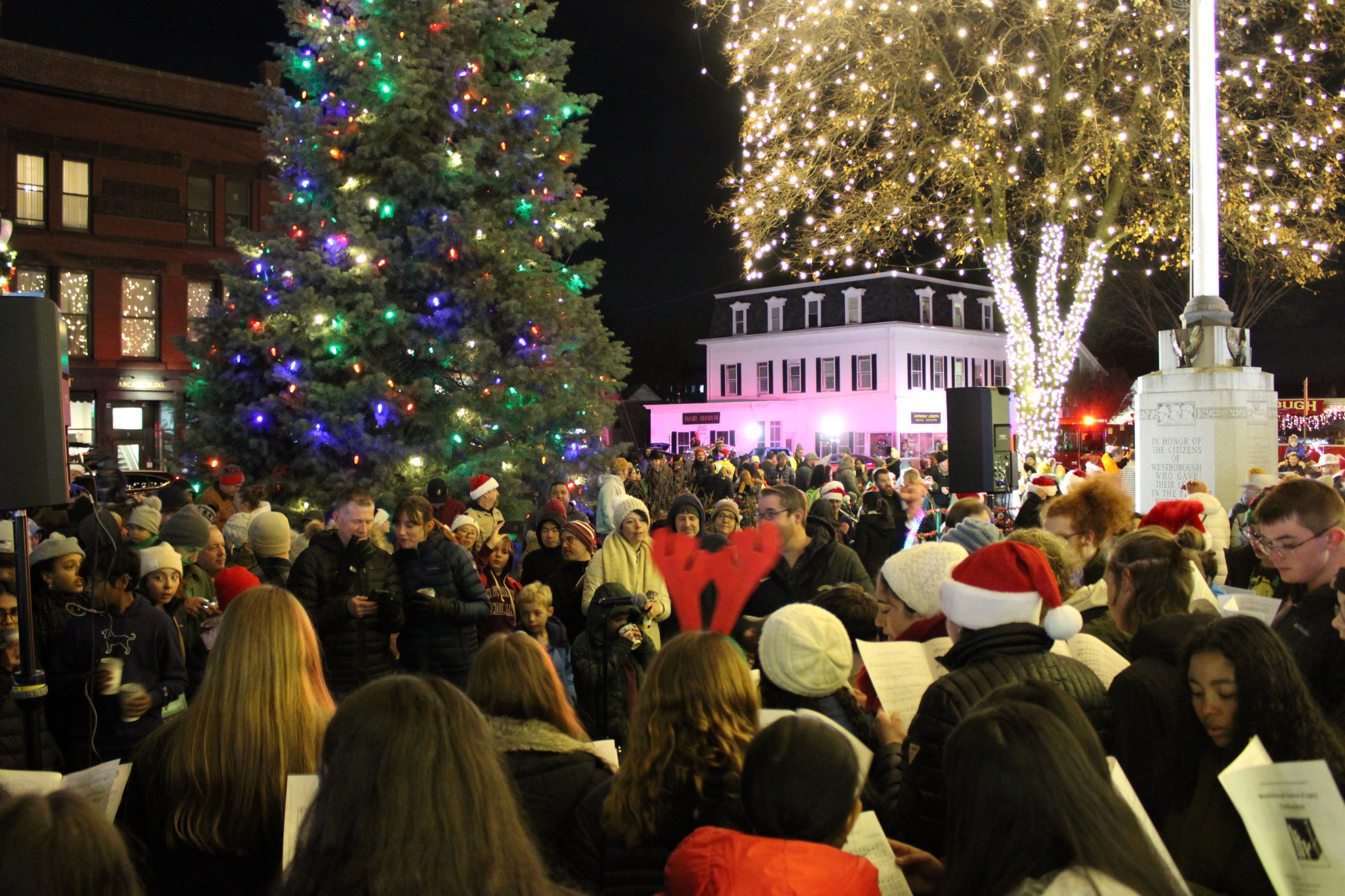 Westborough welcomes the holiday season with Winter Stroll