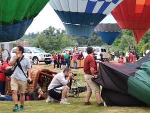 Photographers focus on balloons. Photo/Ed Karvoski Jr. 