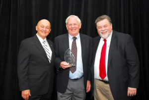 United Way recognizes Bob Kays as volunteer of the year