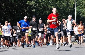 Runners begin a past Marlborough Police Chase 5K. File photo/Ed Karvoski Jr. 