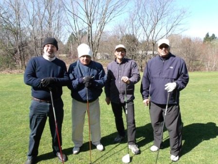 Golfers brave cold at Juniper Hill Golf Course