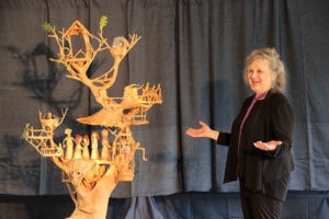 Award-winning puppeteer educates audiences in nature