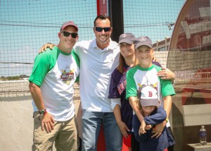 (l to r) -  David Qua, former Red Sox pitcher Tim Wakefield, Heidi Qua, Jacob Qua and a shy Katie Qua. (Photo/Dan Busler)