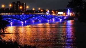Bridge is lit to commemorate &#8216;Purple Heart Day&#8217;