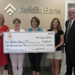 Sch-Avidia-donation-to-Peaslee-cr