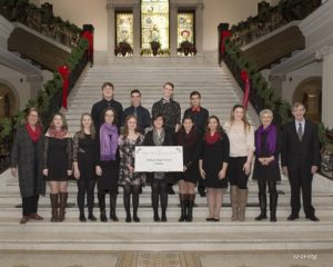 Hudson High School brings holiday cheer to the State House