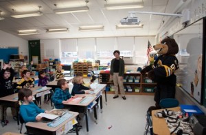 Bruins mascot comes to Lincoln Street