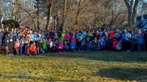 Participants gather for a photo before the 2013 Thanksgiving Day 5k Turkey Trot. (Photo/Maggie Kosovsky)