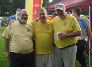 (l to r) Rotary members Bill Downings,Gerry Gross and Jim O