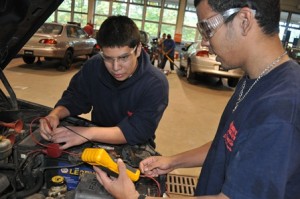 AVRTHS Auto Tech program among Top 25 in nation