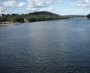 Public advised to stay out of Lake Quinsigamond