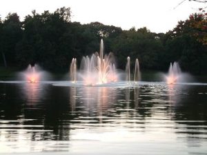 Musical/dancing fountain at Dean Park opens for the season